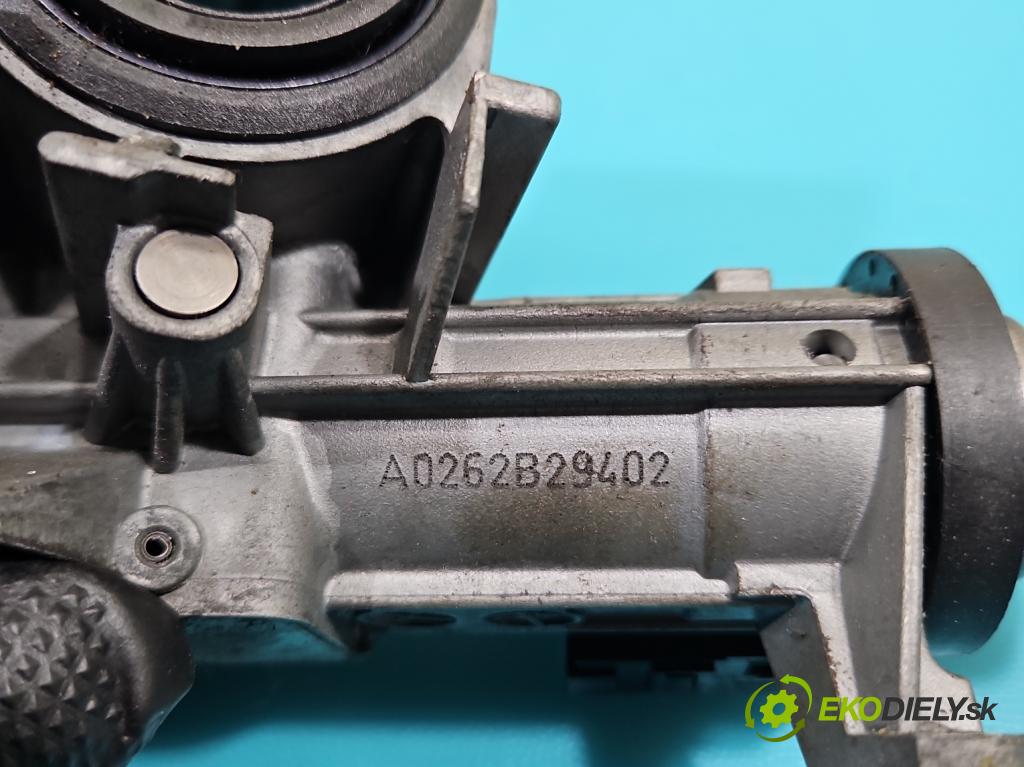 Ford Focus Mk1 1998-2004 1.6 16V 101 HP manual 74 kW 1596 cm3 5- Spínačka  (Spínacia skrinka)