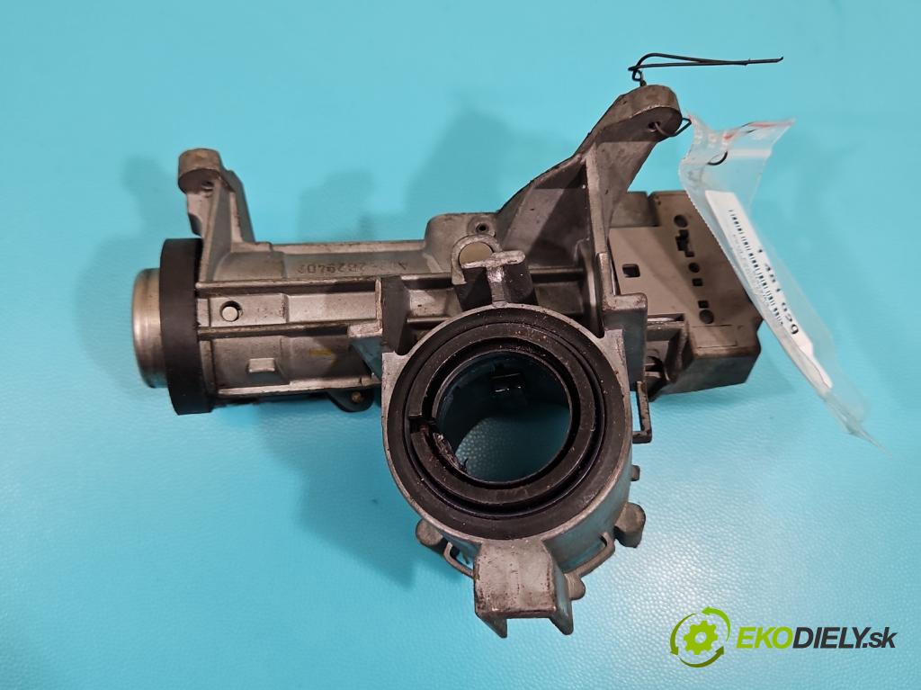 Ford Focus Mk1 1998-2004 1.6 16V 101 HP manual 74 kW 1596 cm3 5- Spínačka  (Spínacia skrinka)