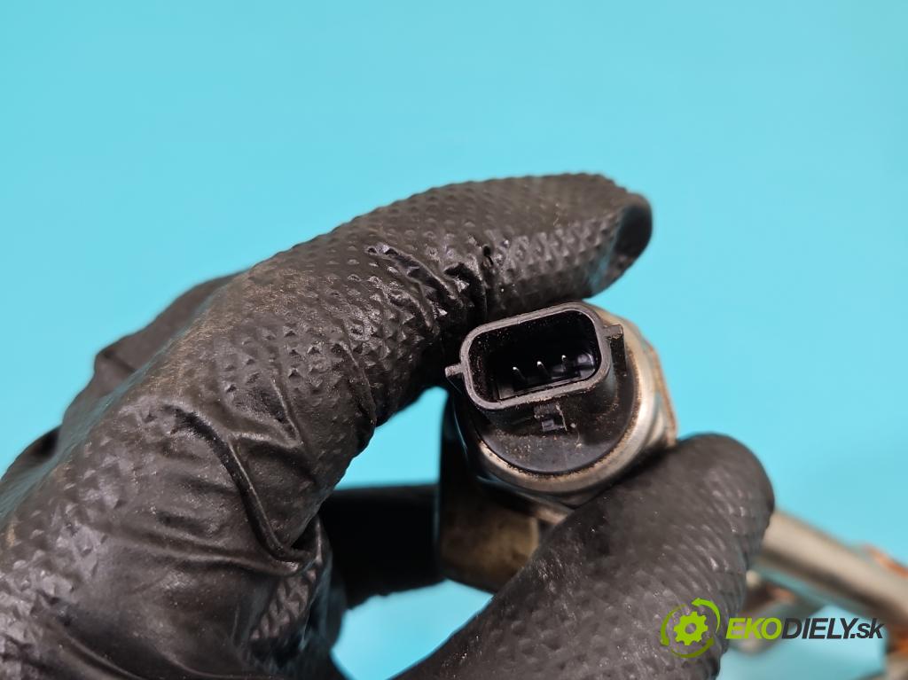 Infiniti QX60 2012- 3.5 V6 265KM automatic 195 kW 3498 cm3 5- lišta vstrekovacia 95PP2-1 (Vstrekovacia lišta)