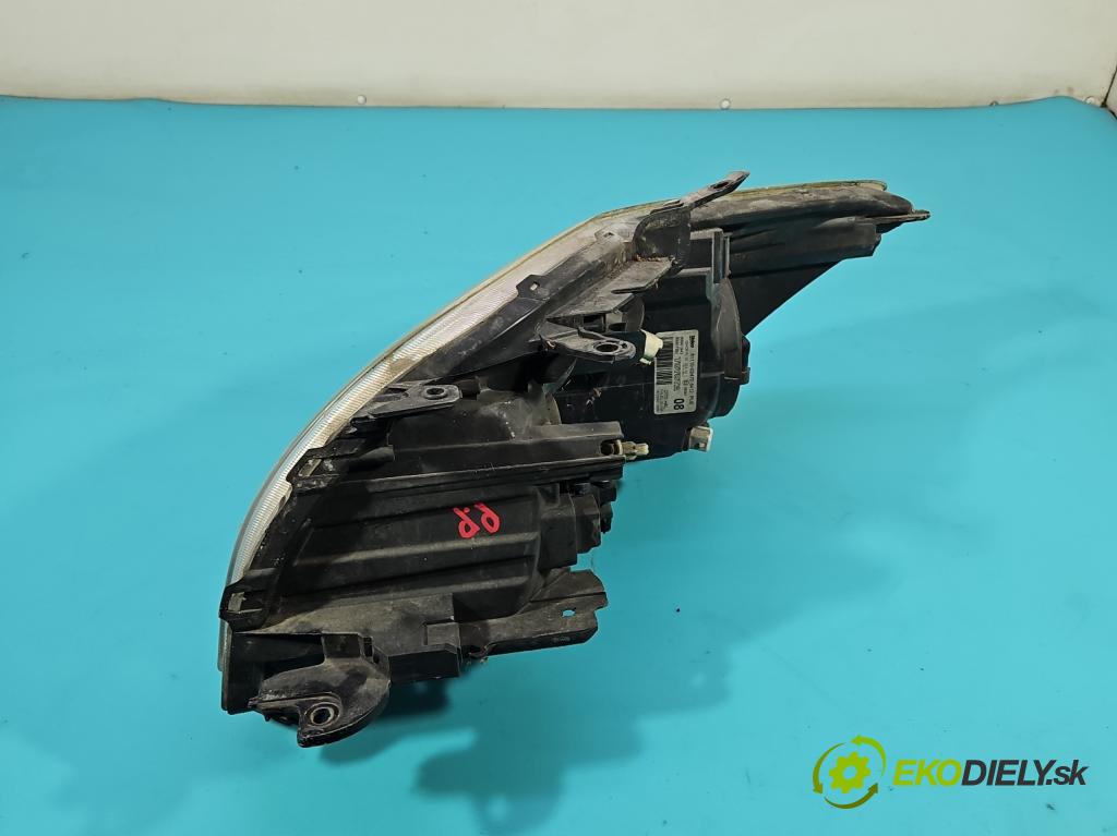 Toyota Auris I 2006-2013 2.0 D4D 126 HP manual 93 kW 1998 cm3 5- Reflektor: pravý 81110-02470 (Svetlo predné pravé)