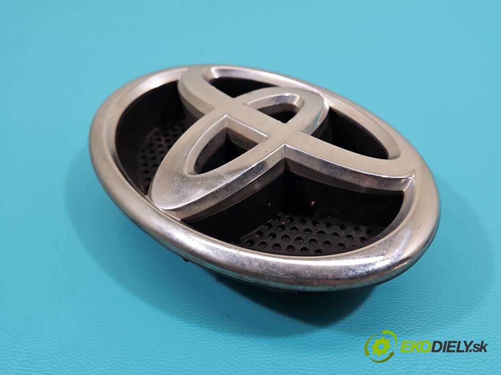 Toyota Auris I 2006-2013 2.0 D4D 126 hp manual 93 kW 1998 cm3 5- mřížka 75311-02140