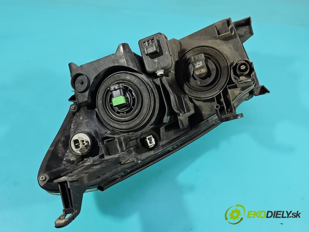 Toyota Rav4 III 2005-2012 2.2 D4D 136 HP manual 100 kW 2231 cm3 5- Reflektor: pravý 42-36 (Svetlo predné pravé)