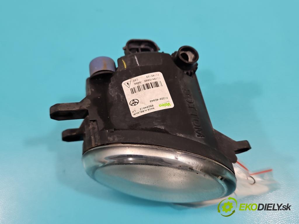 Toyota Rav4 III 2005-2012 2.2 D4D 136hp manual 100 kW 2231 cm3 5- Halogen levý 89210657 (Klika dveří ostatní)