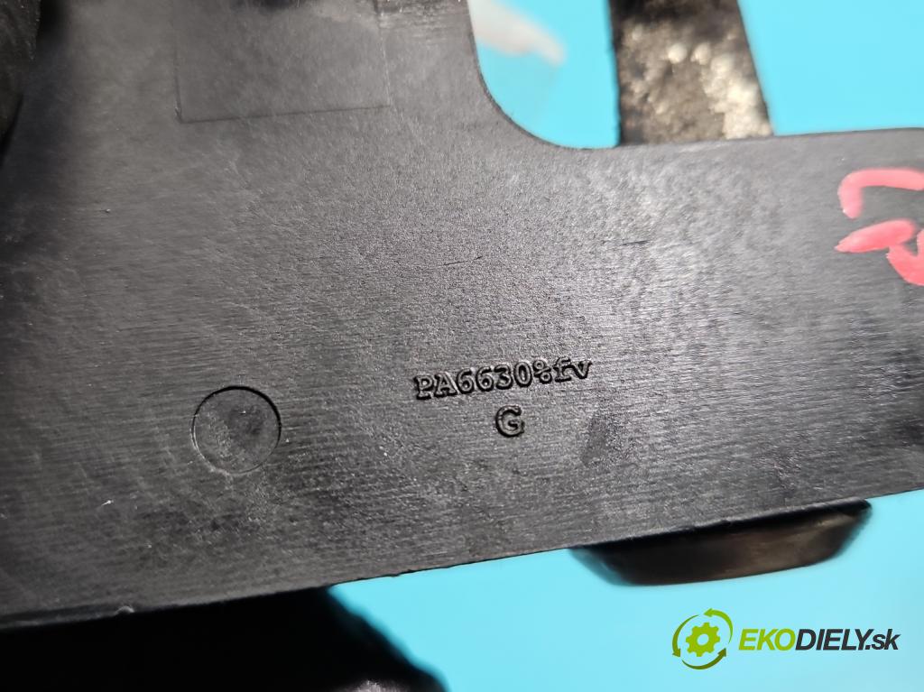 Aixam A741 2005-2010 0.4 5KM automatic 4 kW 400 cm3 3- rukoväť predné ľavé mimo:  (Kľučka dverí vonkajšia predná ľavá)