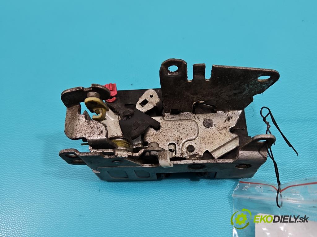 Aixam A741 2005-2010 0.4 automatic 4 kW 400 cm3 3- zámek přední levý