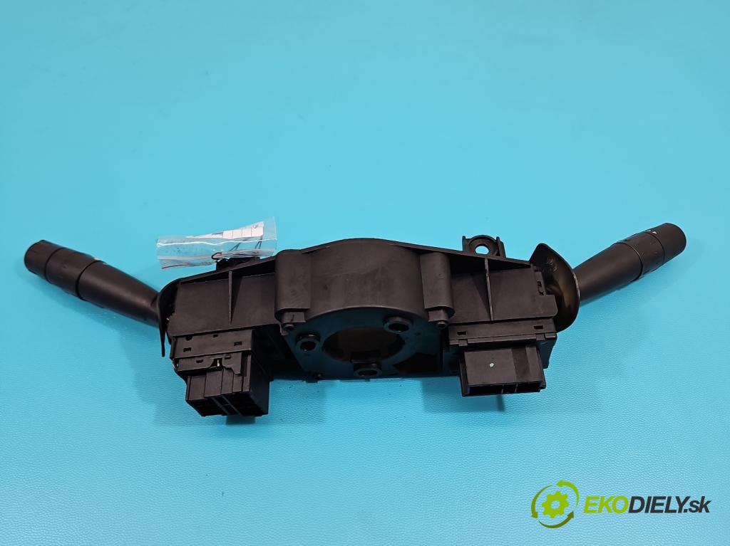 Aixam A741 2005-2010 5KM automatic 4 kW 400 cm3 3- prepínač komplex:  (Prepínacie páčky pod volantom)