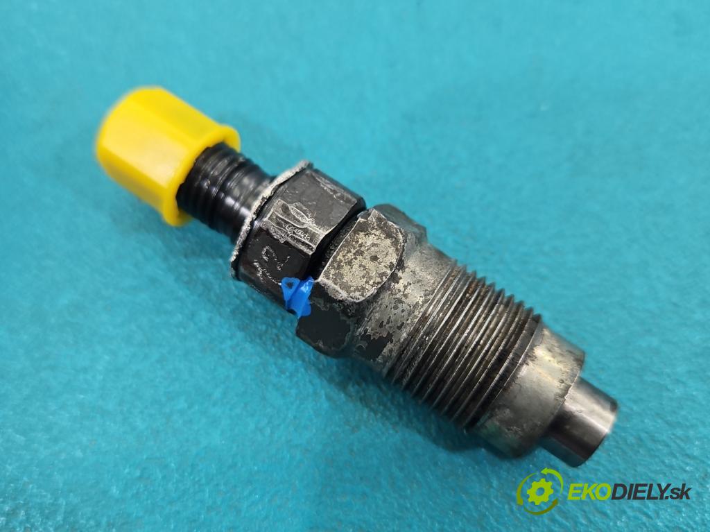 Aixam A741 2005-2010 0.4 5KM automatic 4 kW 400 cm3 3- vstrek 16001-53000 (Vstrekovač paliva)