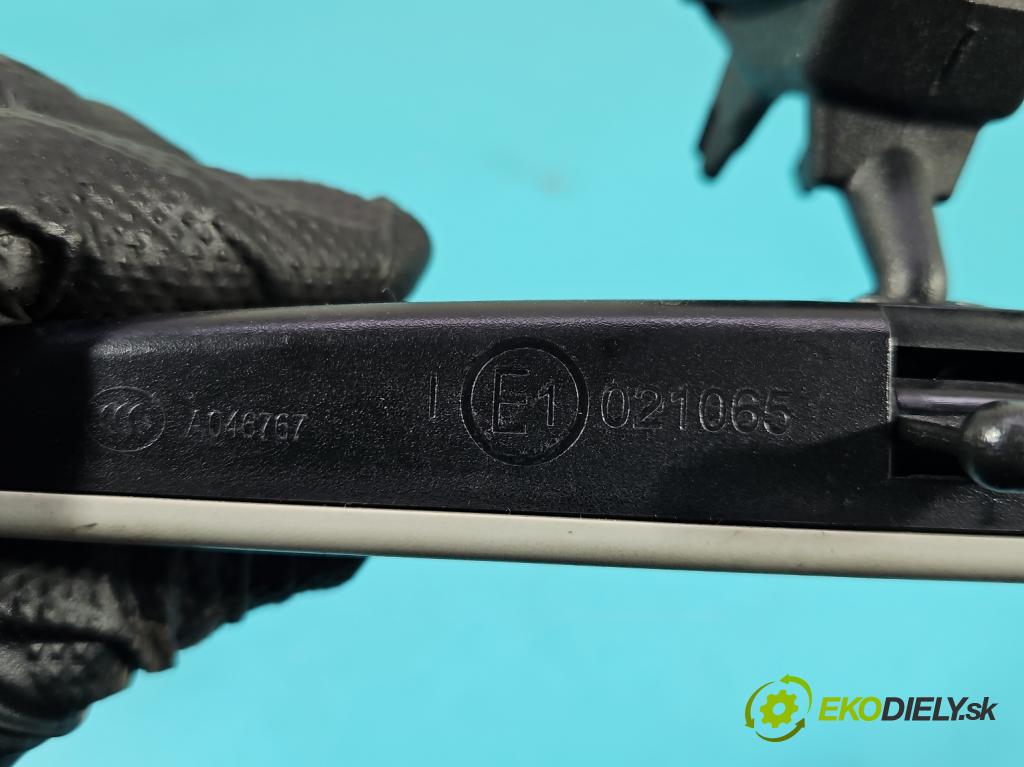 Skoda Octavia III 2013- 1.6 tdi 90 HP manual 66 kW 1598 cm3 5- zrkadlo uvnitř:  (Spätné zrkadlo vnútorné)