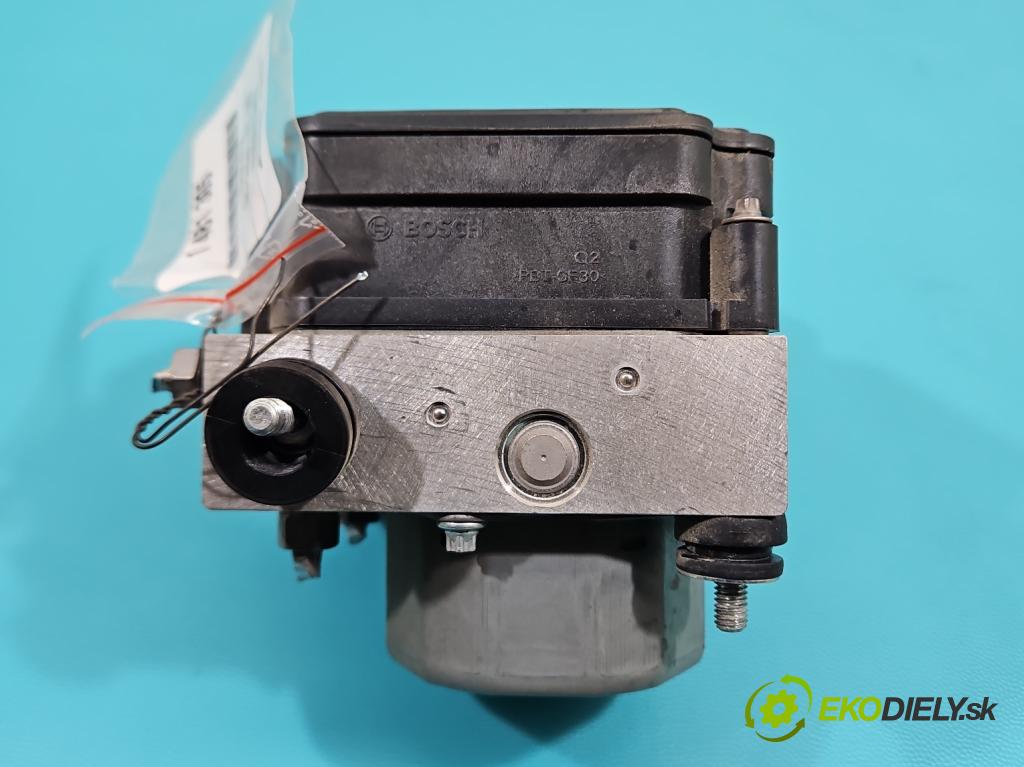 Dacia Sandero II 2012-2020 0.9 Tce 90 HP manual 66 kW 898 cm3 5- čerpadlo abs 476603249R (Pumpa ABS)