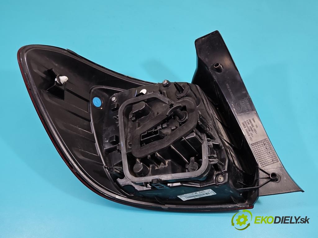 Dacia Sandero II 2012-2020 0.9 Tce 90 HP manual 66 kW 898 cm3 5- svetlo / reflektor zadné pravé 265506147R (Kľučka dverí ostatné)