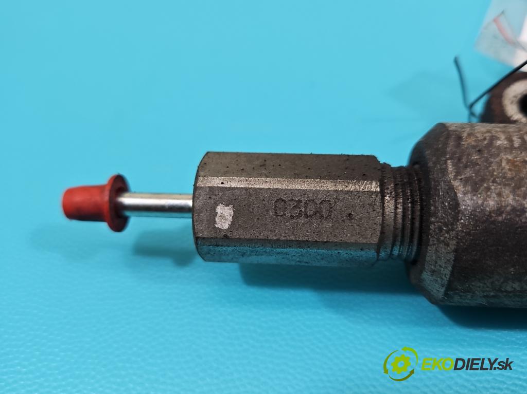 Toyota Auris I 2006-2013 2.0 D4D 126 HP manual 93 kW 1998 cm3 5- lišta vstrekovacia 89458-71010 (Vstrekovacia lišta)