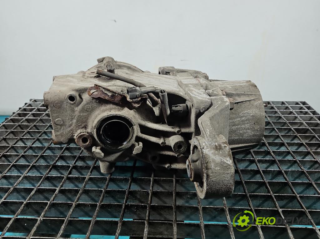 Toyota Rav4 III 2005-2012 2.2 D4D 136 HP manual 100 kW 2231 cm3 5- Most: zadní: 6F06