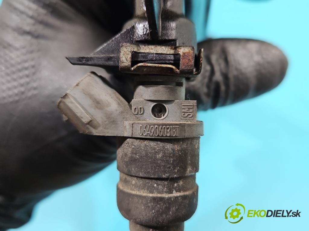 Vw Golf V 2003-2009 1.6 SR 102 HP manual 75 kW 1595 cm3 5- vstrek 06A906031BT (Vstrekovač paliva)