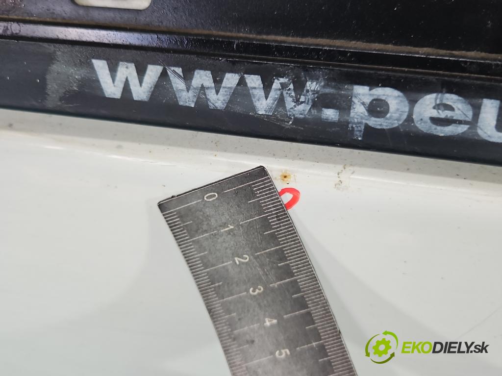 Vw Caddy III 2K 2003-2020 2.0 SDI 69KM manual 51 kW 1968 cm3 4- dveře zadní levé  (Klika dveří ostatní)