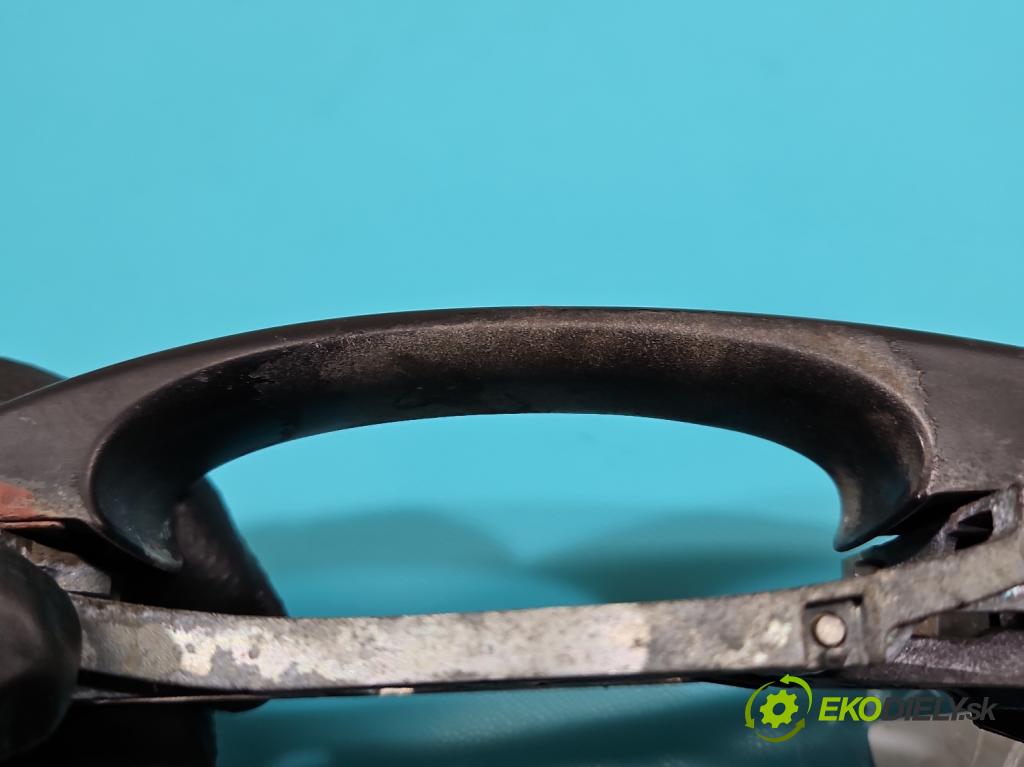 Vw Caddy III 2K 2003-2020 2.0 SDI 69KM manual 51 kW 1968 cm3 4- rukoväť predné ľavé mimo: (Kľučka dverí vonkajšia predná ľavá)