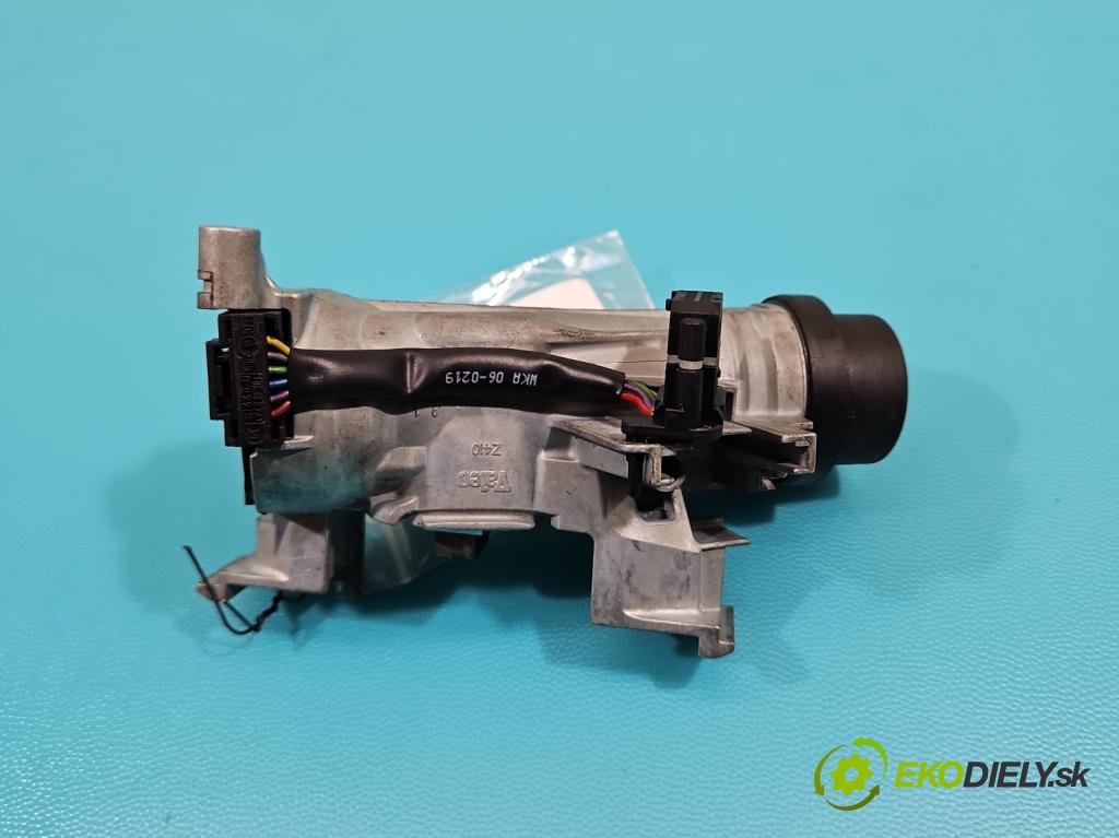 Vw Caddy III 2K 2003-2020 2.0 SDI 69KM manual 51 kW 1968 cm3 4- Spínačka 1K0905851B (Spínacia skrinka)