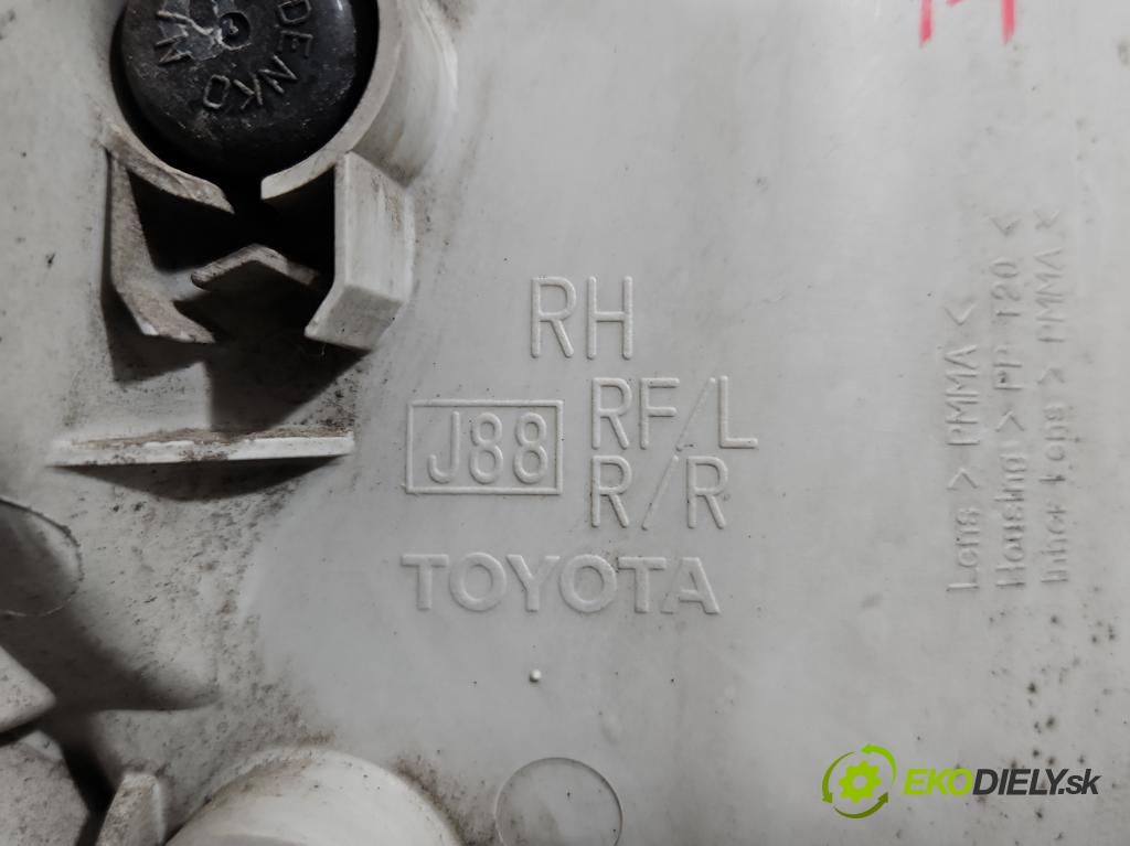 Toyota Rav4 III 2005-2012 2.2 D4D 136hp manual 100 kW 2231 cm3 5- světlo zadní pravé nárazníku
