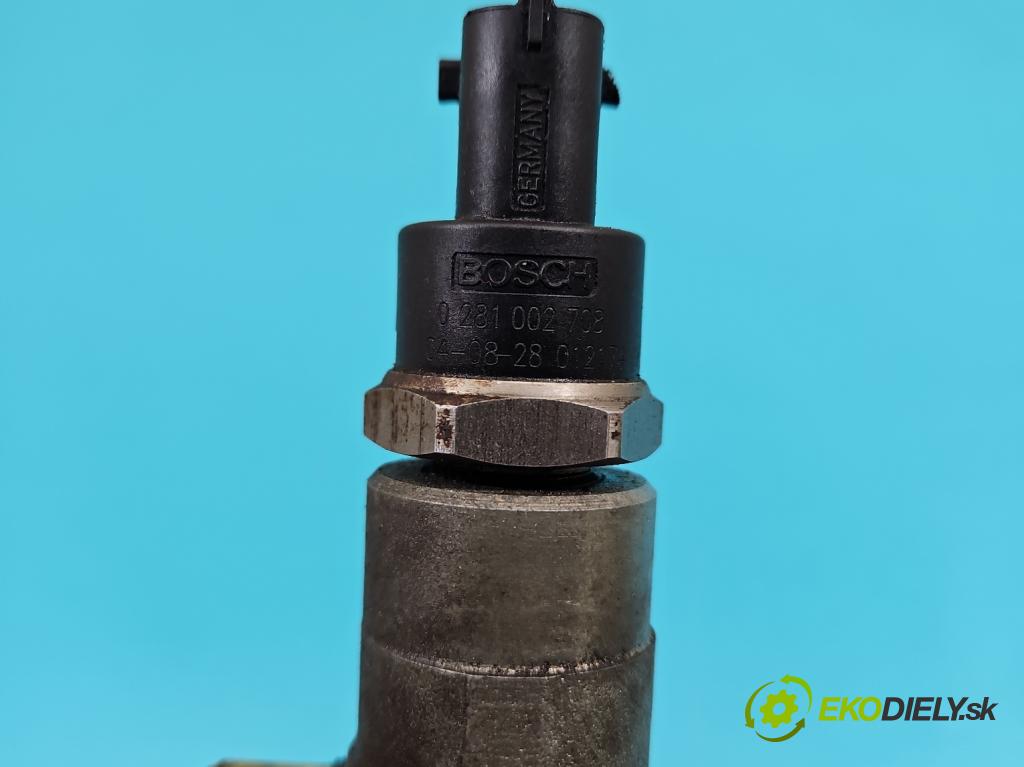 Toyota Corolla E12 2001-2009 1.4 D4D 90 HP manual 66 kW 1364 cm3 5- lišta vstrekovacia 0445214070 (Vstrekovacia lišta)