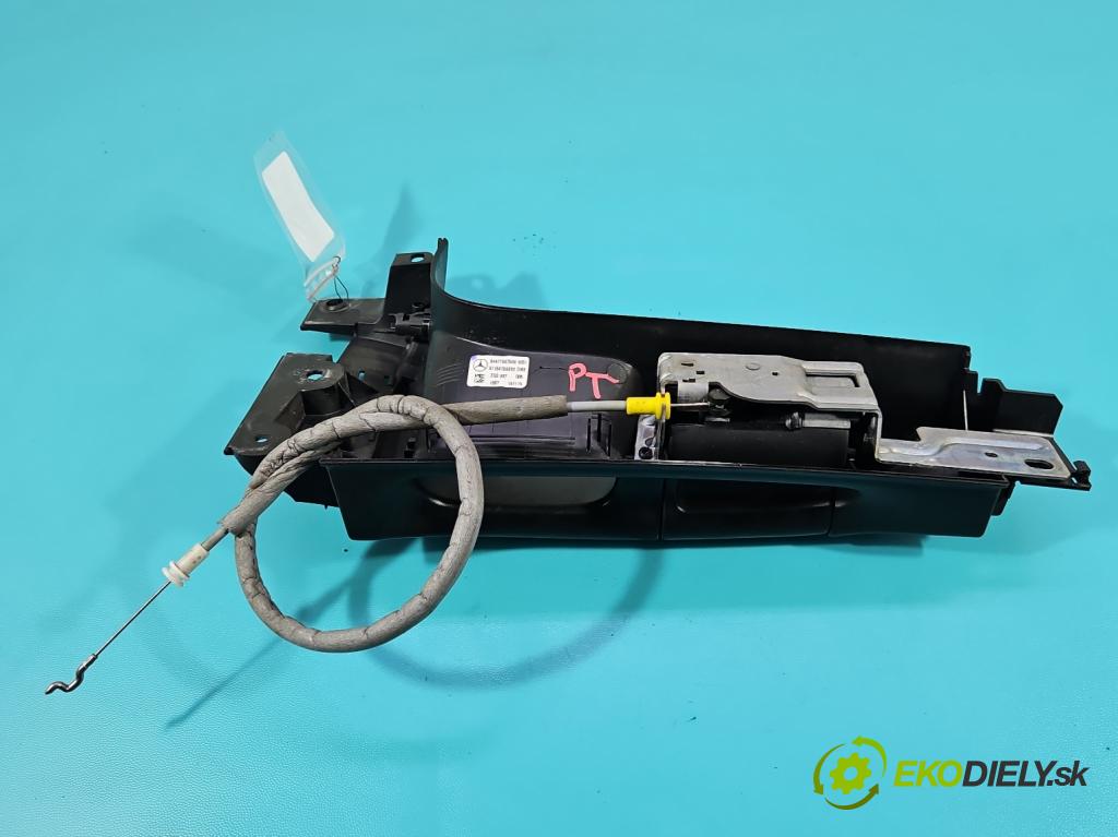 Mercedes Vito W447 2014- 2.2 CDI 136 HP automatic 100 kW 2143 cm3 5- rukoväť uvnitř: zadné pravé A4477607500 (Kľučka dverí ostatné)