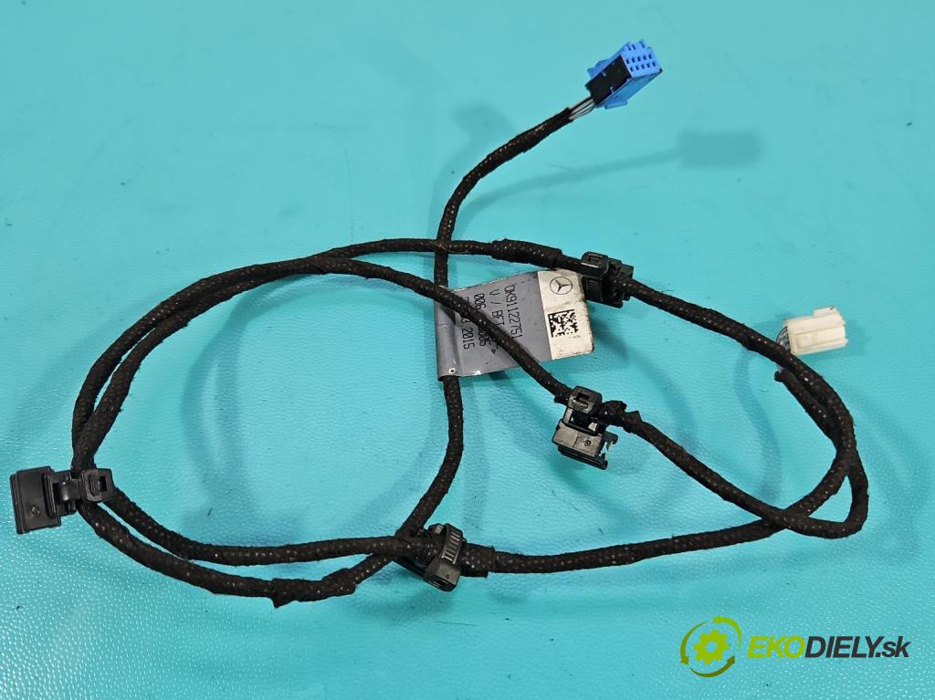 Mercedes Vito W447 2014- 2.2 CDI 136 HP automatic 100 kW 2143 cm3 5- Zväzok: dvere predné pravých 1122751-V