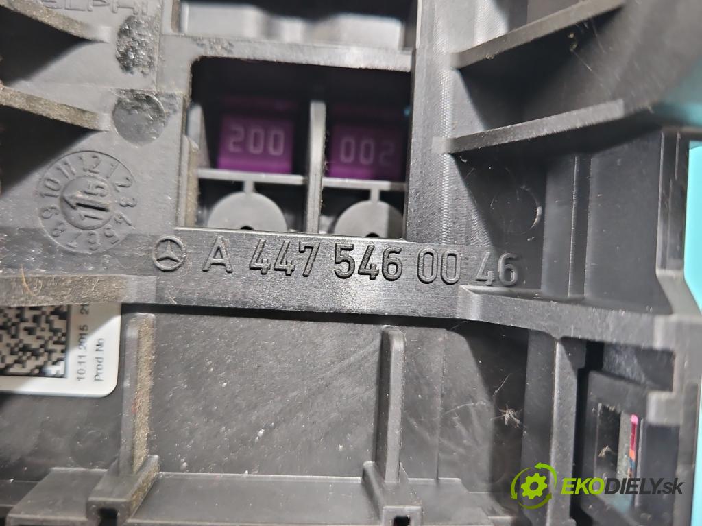 Mercedes Vito W447 2014- 2,2.0 CDI 136hp automatic 100 kW 2143 cm3 5- skříňka pojistková A4475460046 (Pojistková skříňka)