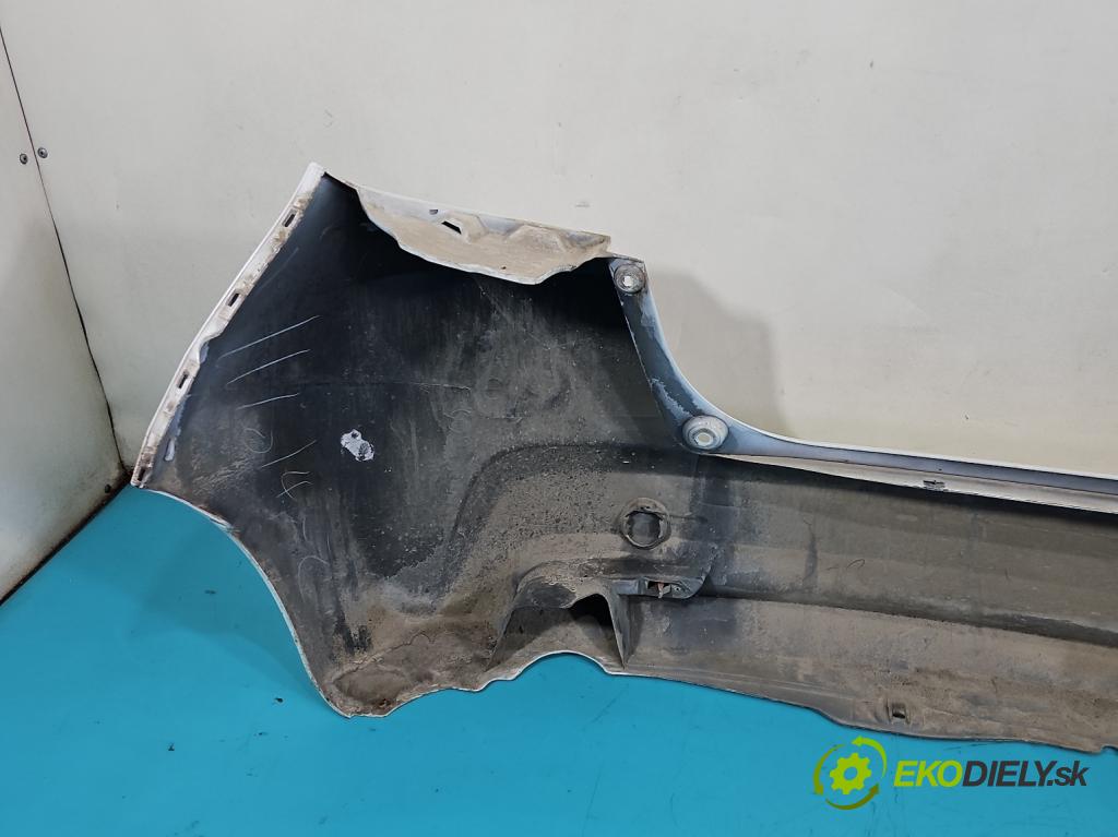 Honda Jazz III 2008-2014 1.2 16V 90 hp manual 66 kW 1198 cm3 5- nárazník zadní  (Klika dveří ostatní)