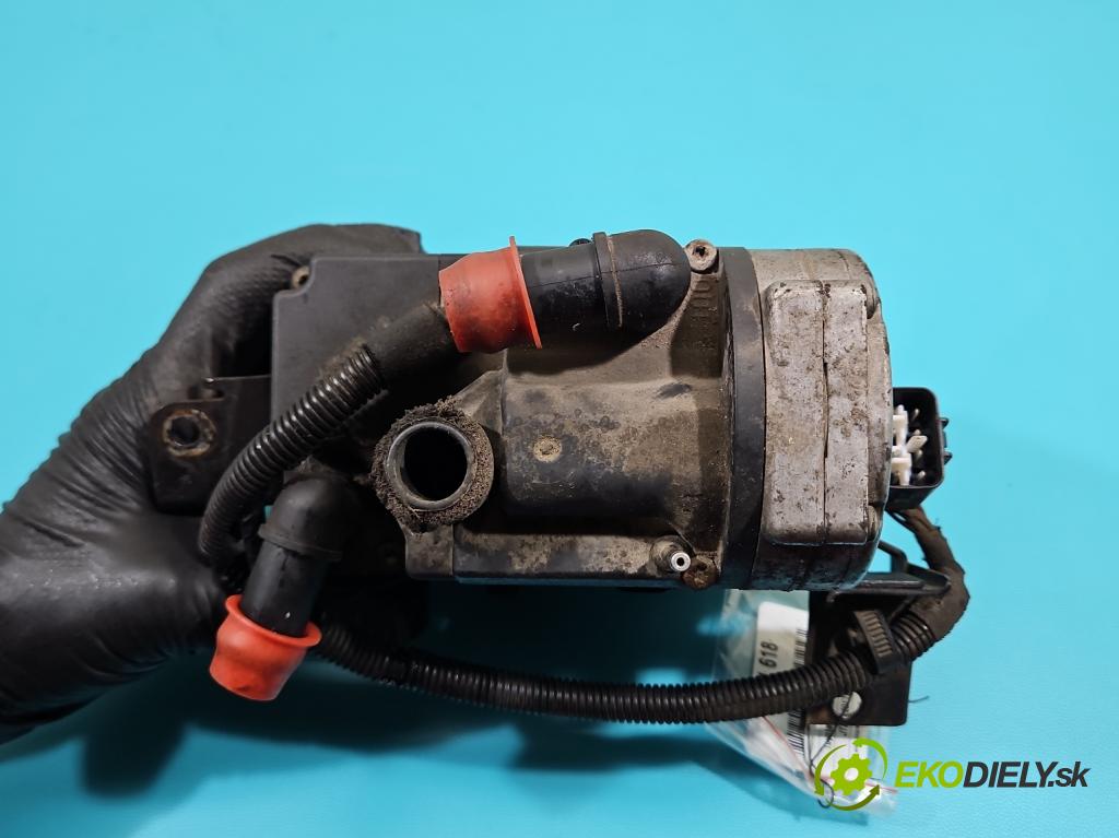 Toyota Corolla E12 2001-2009 1.4 D4D 90 hp manual 66 kW 1364 cm3 5- Webasto 252356 (Webasto (nezávislé topení))