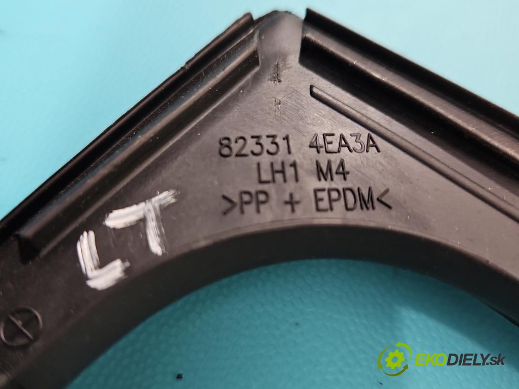 Nissan Qashqai II J11 2013-2021 1.2 T 116 hp manual 85 kW 1197 cm3 5- Těsnění: dveře zadní levé 823314EA3A (Karoserie ostatní)