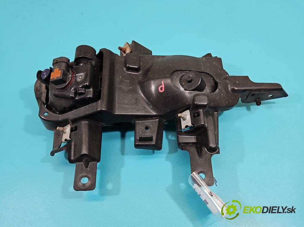 Nissan Qashqai II J11 2013-2021 1.2 T 116 hp manual 85 kW 1197 cm3 5- Halogen pravý 261508995A (Klika dveří ostatní)