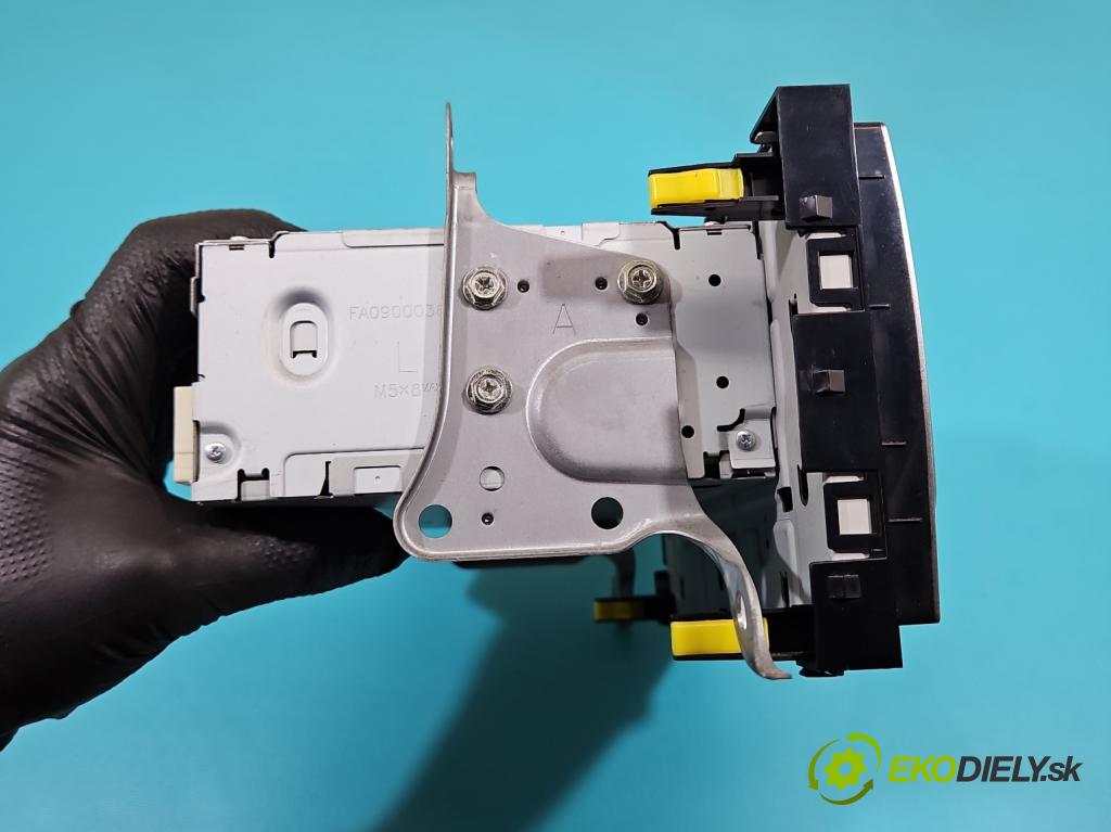 Toyota Avensis III T27 2009-2018 1.8 vvti 147 HP manual 108 kW 1798 cm3 5- Radio originál 86120-05220