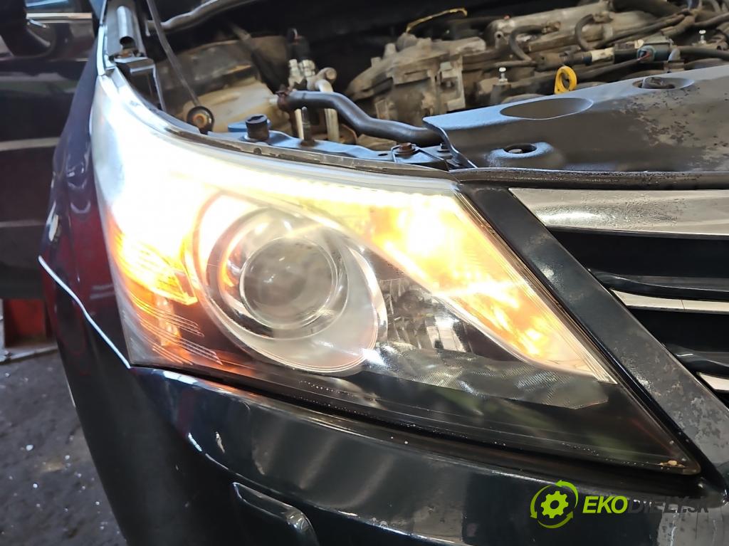 Toyota Avensis III T27 2009-2018 1.8 vvti 147 HP manual 108 kW 1798 cm3 5- Reflektor: pravý 10000-17685 (Svetlo predné pravé)