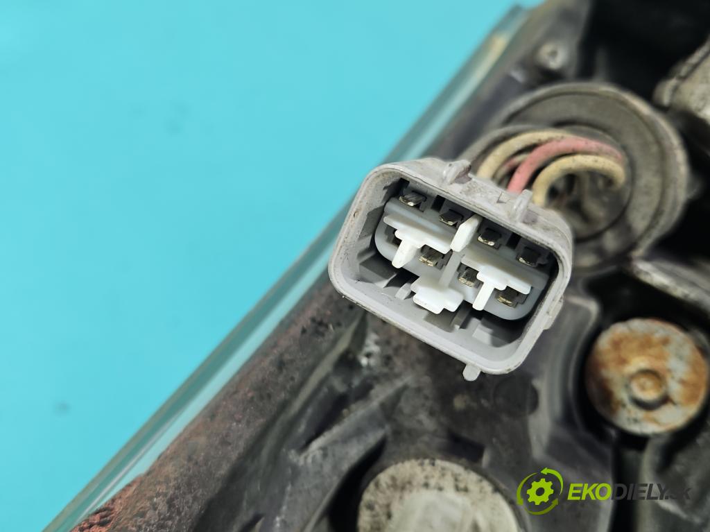 Toyota Avensis III T27 2009-2018 1.8 vvti 147 HP manual 108 kW 1798 cm3 5- Reflektor: pravý 10000-17685 (Svetlo predné pravé)