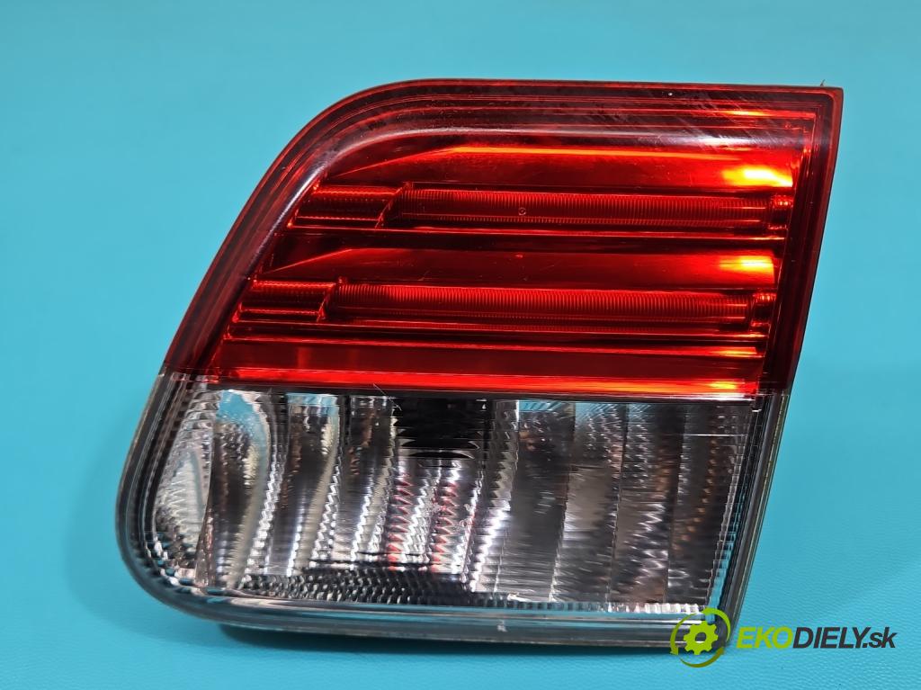 Toyota Avensis III T27 2009-2018 1.8 vvti 147 HP manual 108 kW 1798 cm3 5- svetlo / reflektor zadné pravé  (Kľučka dverí ostatné)