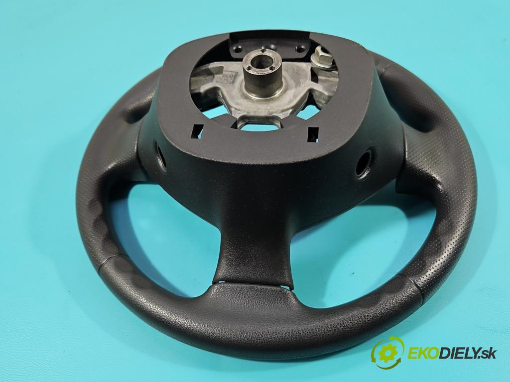 Nissan Juke I 2010-2019 1.6 16V 117 hp manual 86 kW 1598 cm3 5- volant 122830797 (Volant)