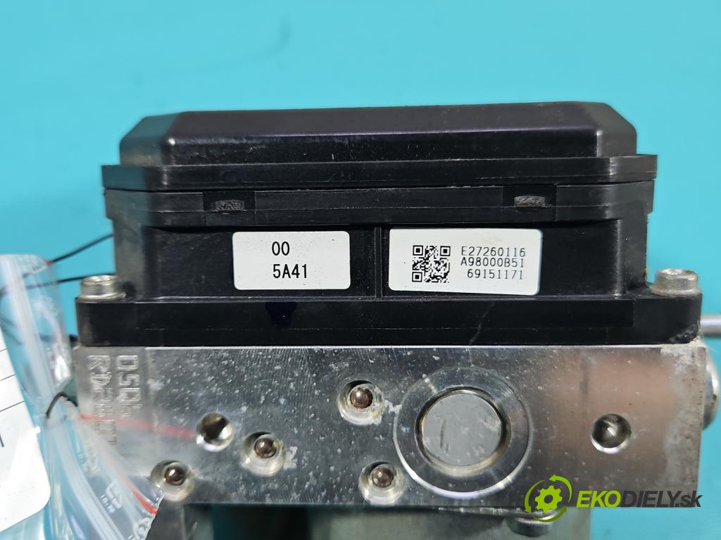 Nissan Juke I 2010-2019 1.6 16V 117 HP manual 86 kW 1598 cm3 5- čerpadlo abs A98000B51 (Pumpa ABS)