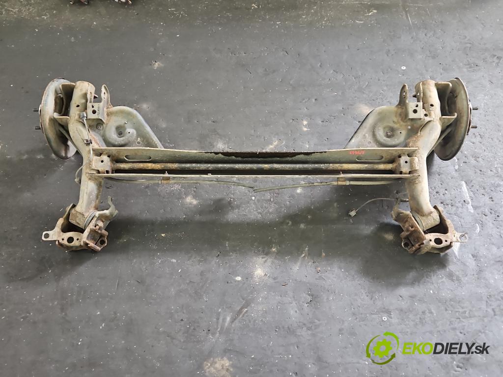 Nissan Juke I 2010-2019 1.6 16V 117 hp manual 86 kW 1598 cm3 5- zadní výztuha (Výztuhy zadní)