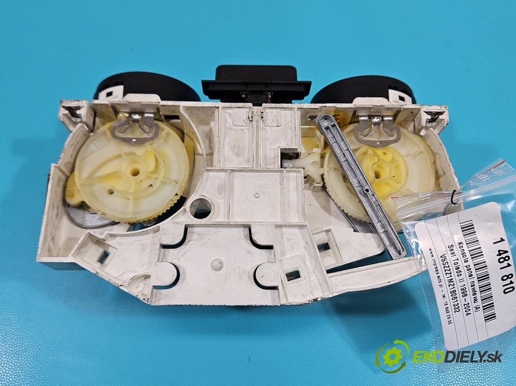 Seat Toledo II 1998-2004 1.4 16V 75 HP manual 55 kW 1390 cm3 4- panel kúrenia 8L0819045A