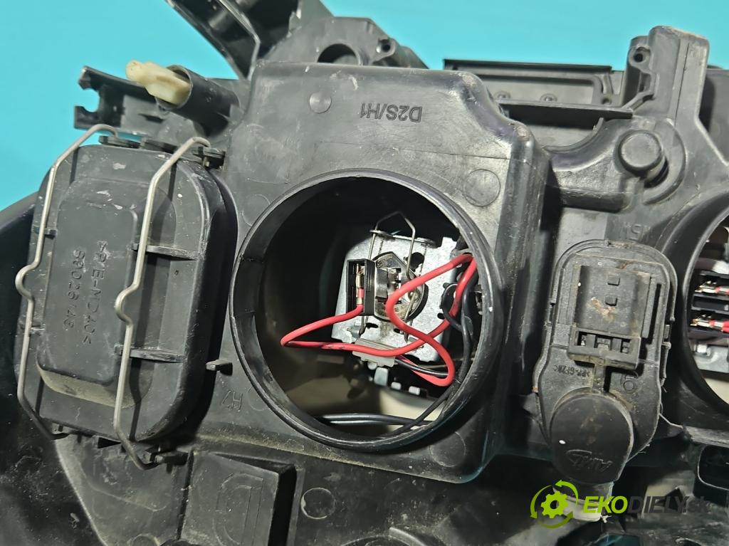 Renault Clio III 2005-2012 1.2 16V 75 HP manual 55 kW 1149 cm3 5- Reflektor: pravý  (Svetlo predné pravé)