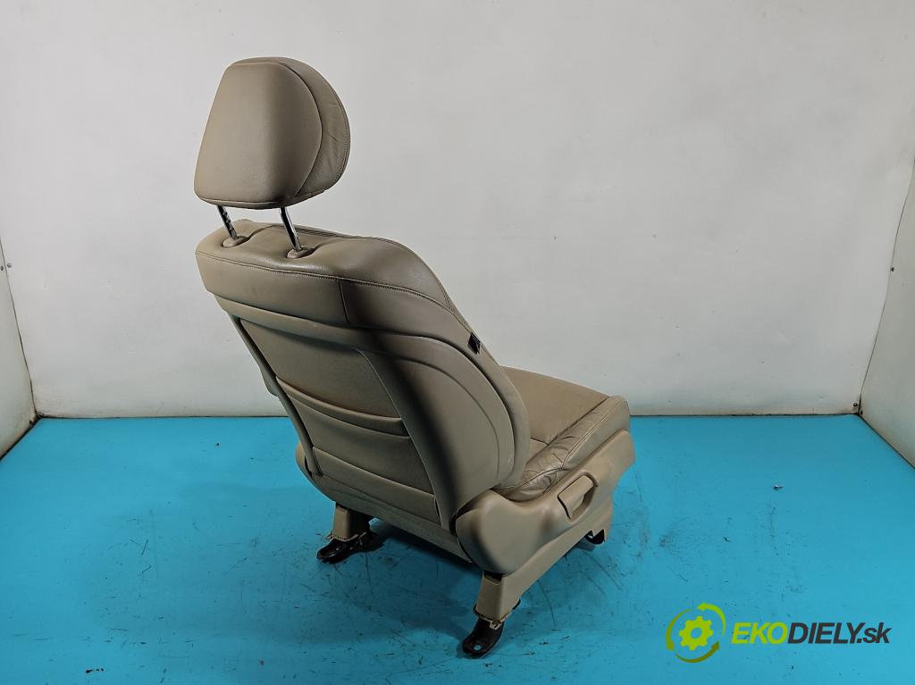 Honda CR-V III 2006-2011 2.2 i-CTDi 140 hp manual 103 kW 2204 cm3 5- sedačke: komplet