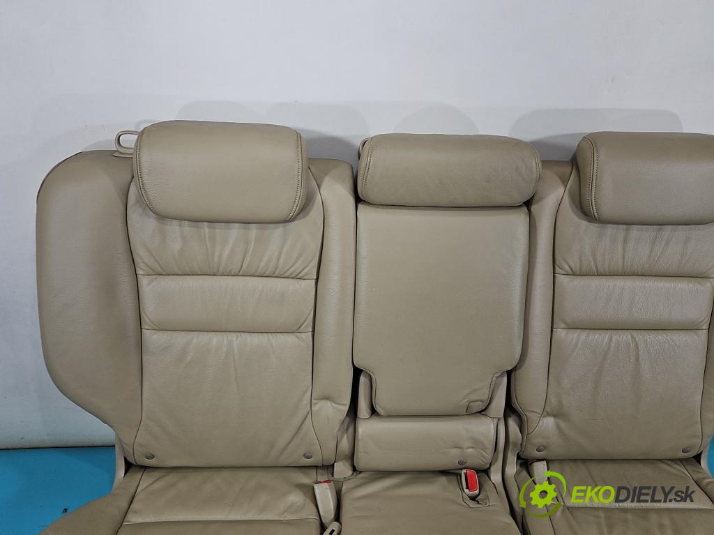 Honda CR-V III 2006-2011 2.2 i-CTDi 140 hp manual 103 kW 2204 cm3 5- sedačke: komplet