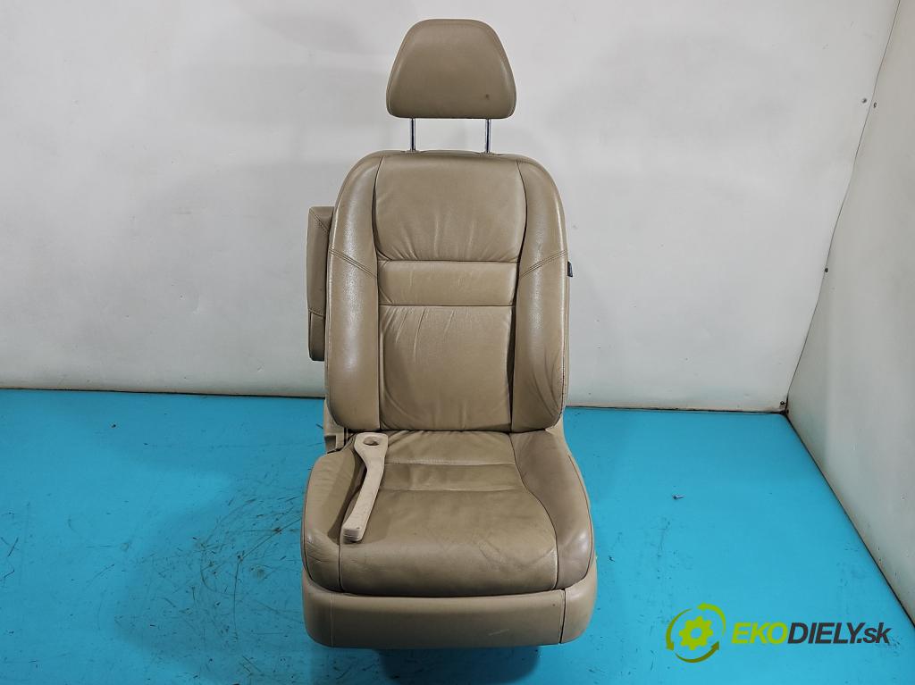 Honda CR-V III 2006-2011 2.2 i-CTDi 140 hp manual 103 kW 2204 cm3 5- sedačke: komplet