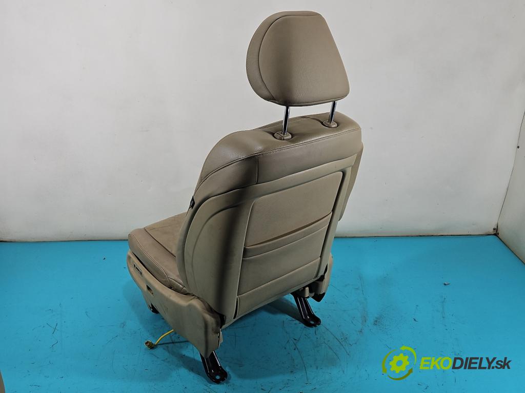 Honda CR-V III 2006-2011 2.2 i-CTDi 140 hp manual 103 kW 2204 cm3 5- sedačke: komplet