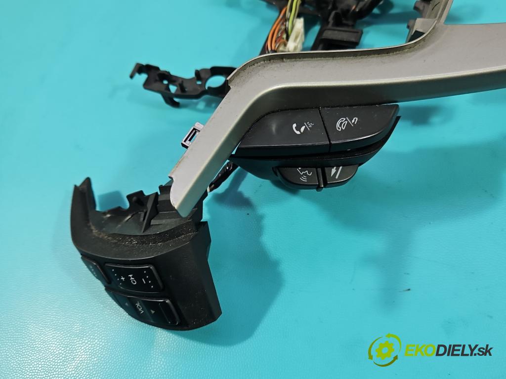 Honda CR-V III 2006-2011 2.2 i-CTDi 140 HP manual 103 kW 2204 cm3 5- prepínač multifunkční: řízení:  (Prepínacie páčky pod volantom)