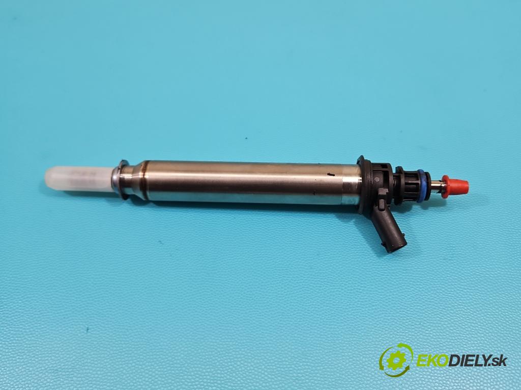 Mercedes C W205 2014–2021 2.0 16V 184hp automatic 135 kW 1991 cm3 4- vstrek  (Vstrekovač paliva)