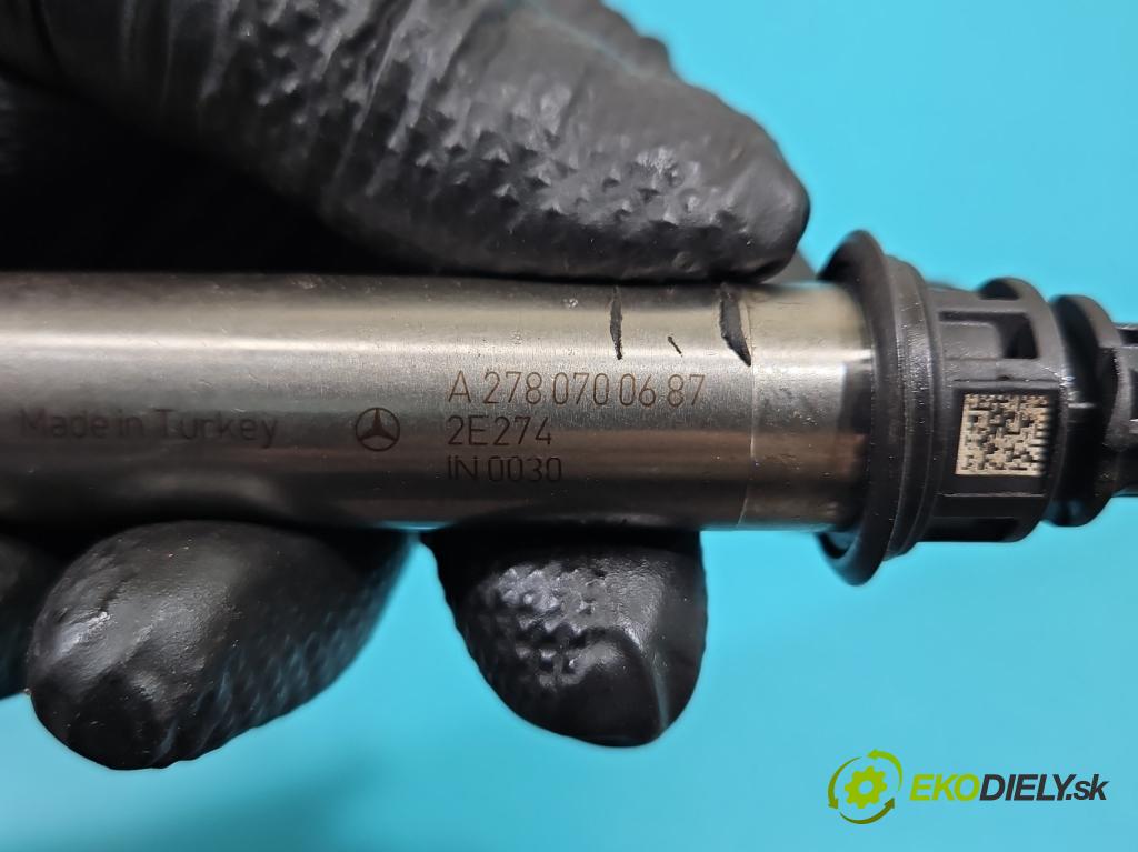 Mercedes C W205 2014–2021 2.0 16V 184hp automatic 135 kW 1991 cm3 4- vstrek 0261500065 (Vstrekovač paliva)