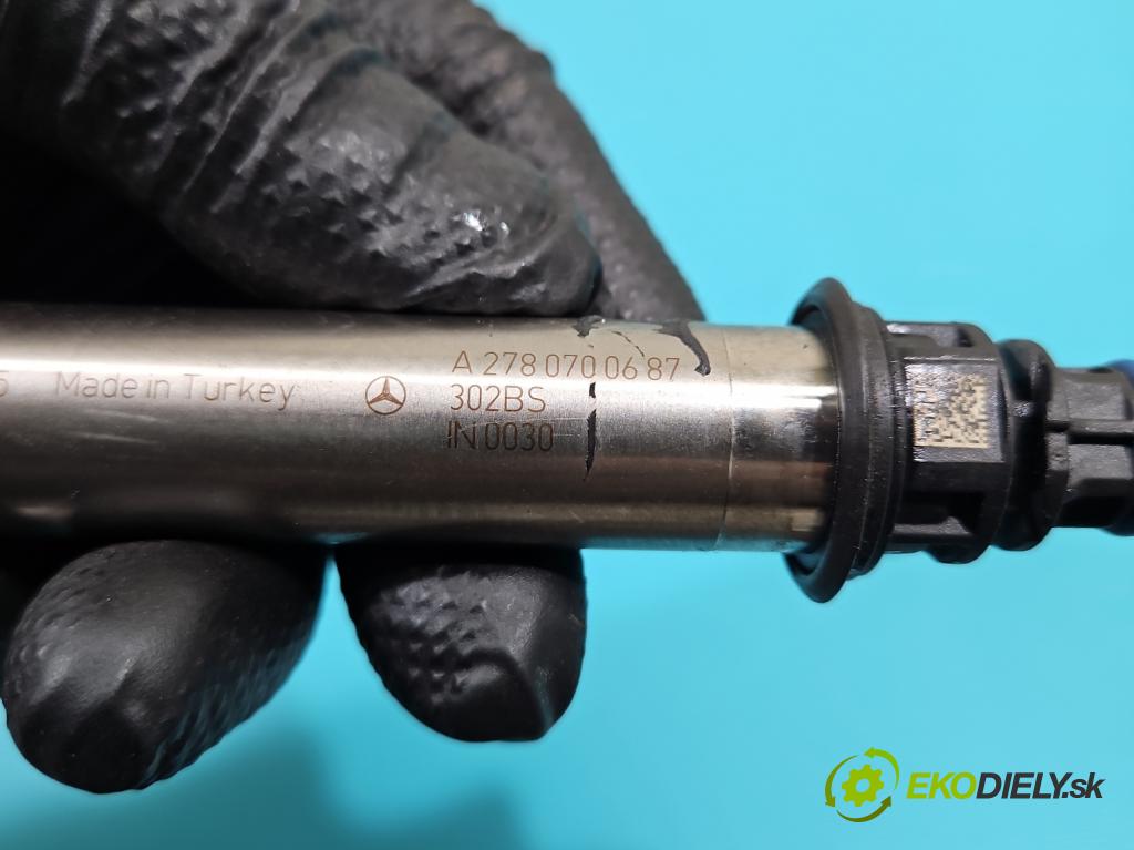 Mercedes C W205 2014–2021 2.0 16V 184hp automatic 135 kW 1991 cm3 4- vstrek 0261500065 (Vstrekovač paliva)