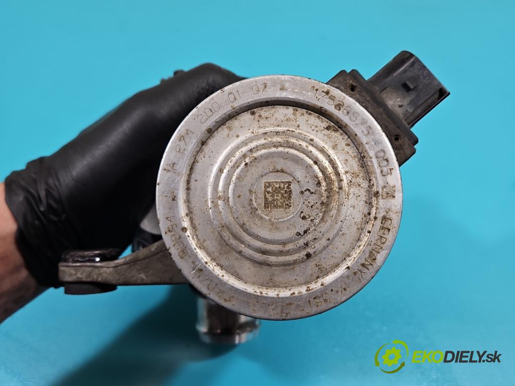 Mercedes C W205 2014–2021 2.0 16V 184 hp automatic 135 kW 1991 cm3 4- čerpadlo vody A2742000107 (Vodní pumpa)