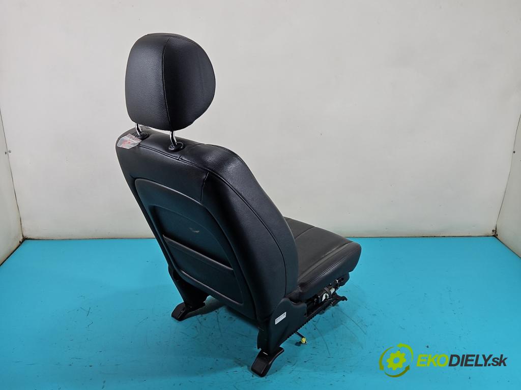 Ssangyong Rexton I 2001-2017 2.0 (671960) 155 hp automatic 114 kW 1998 cm3 5- sedačke: komplet