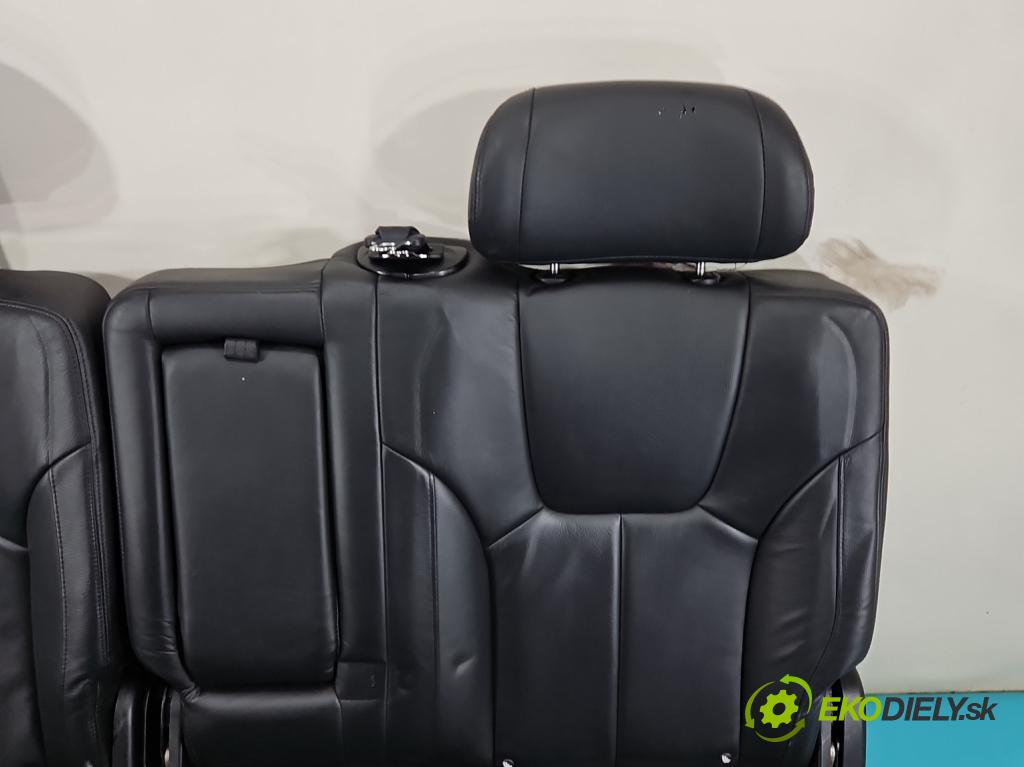 Ssangyong Rexton I 2001-2017 2.0 (671960) 155 hp automatic 114 kW 1998 cm3 5- sedačke: komplet