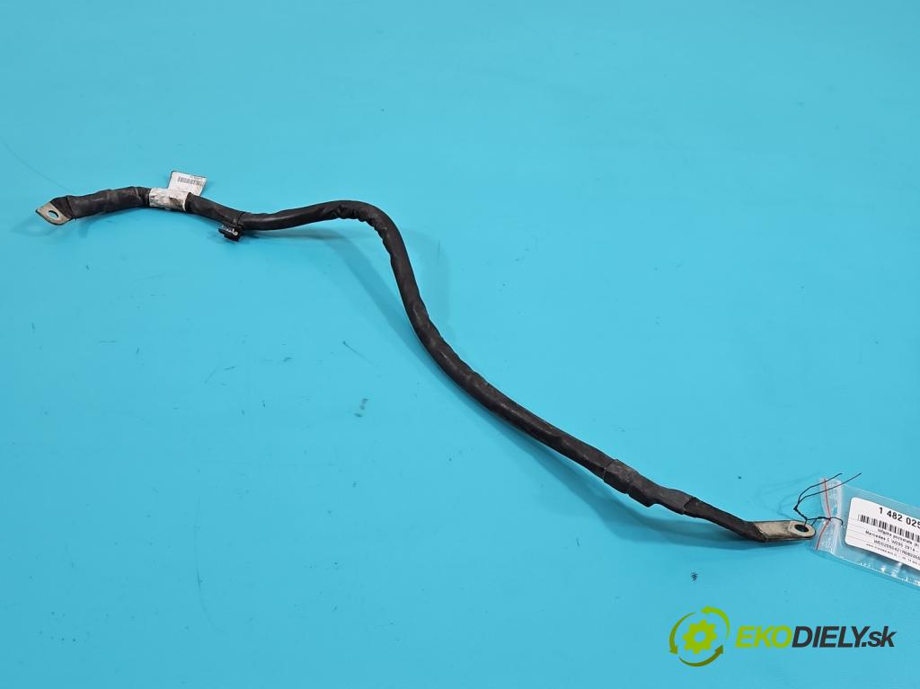 Mercedes C W205 2014–2021 2.0 16V 184 hp automatic 135 kW 1991 cm3 4- Balíček: A2054401636